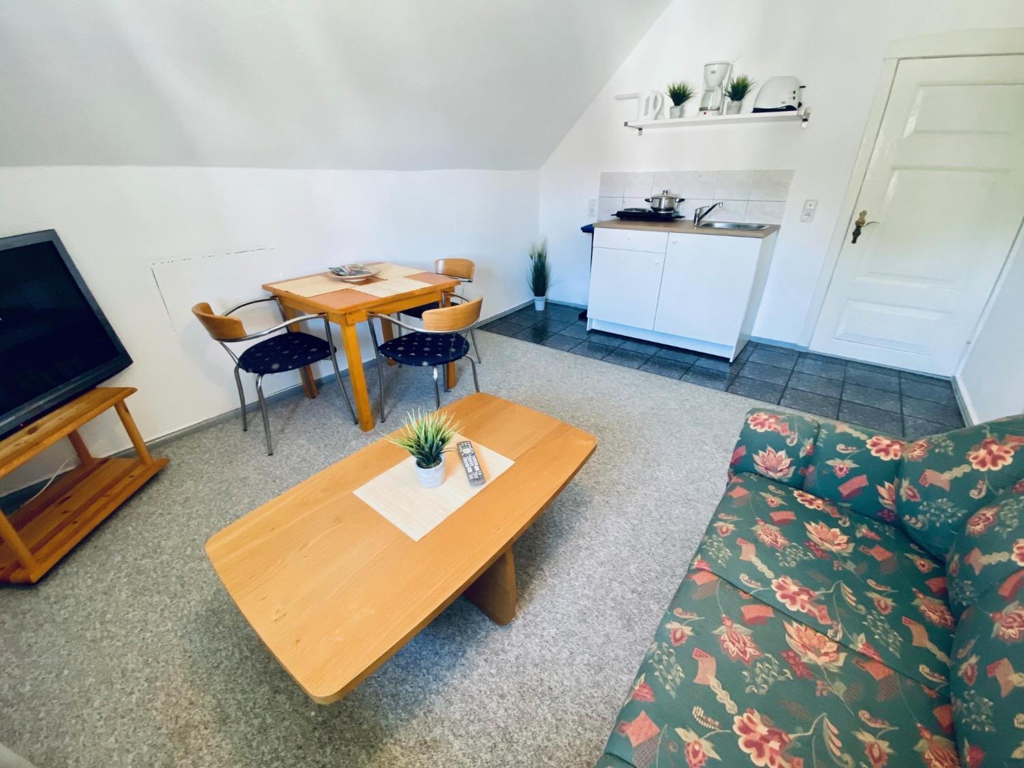 Ostsee-Landhaus Maehl In Prerow Mit Sauna Und Kamin Auch Fuer Gruppen Exterior photo